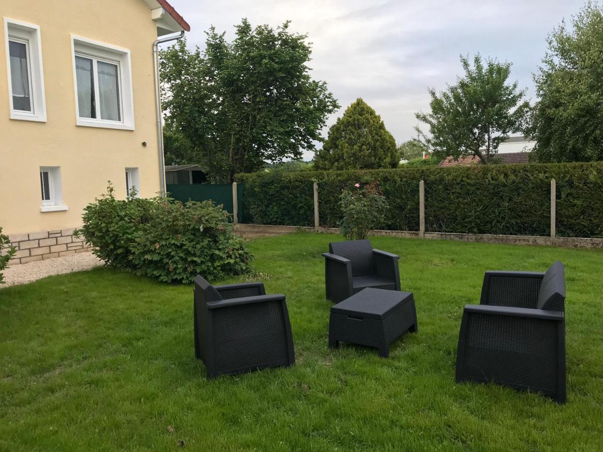 Gite Parislande Proche De Disneyland Reserve Exclusivement Aux Familles Avec Enfants Villa Saint-Germain-sur-Morin Exterior photo